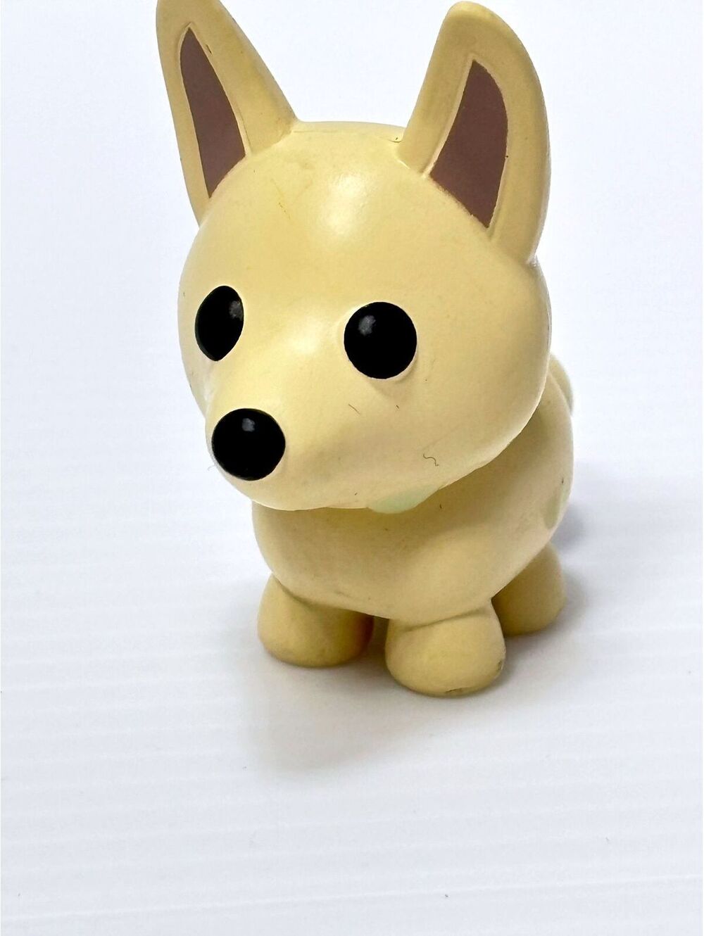 Jazwares Adopt Me! series 1 Fennec Fox collectible mini-figure
